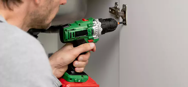 Commercial Door Hinge Repair Redan